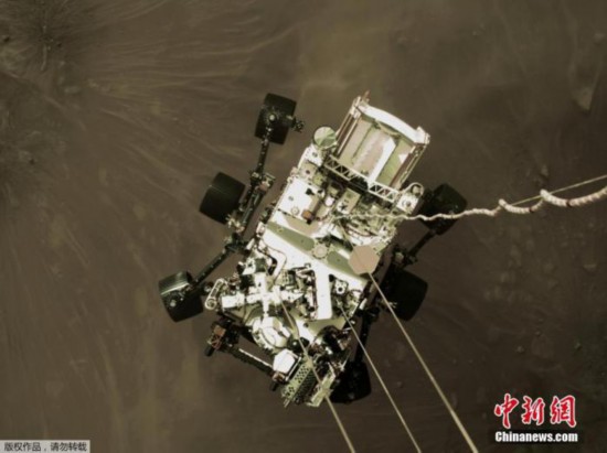 毅力|登陆火星的瞬间！“毅力”号传回罕见彩色照片