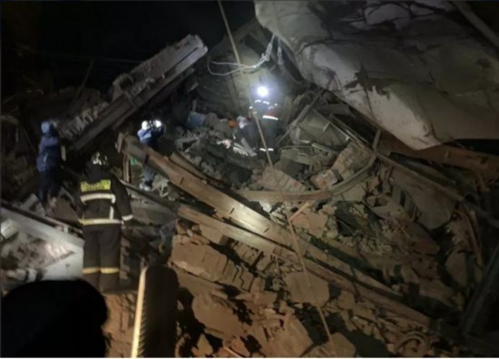 俄罗斯|俄罗斯一工厂建筑发生坍塌 造成1死3伤