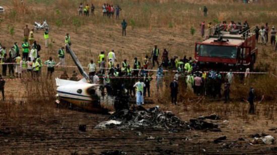 图源|悲剧!飞去解救人质时尼日利亚军机坠毁,机上7人全部死亡