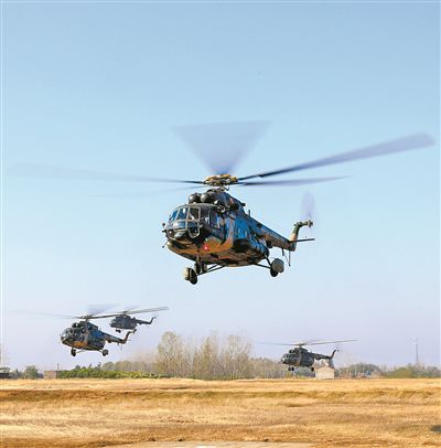 敌情|第72集团军某陆航旅开展实战化飞行训练