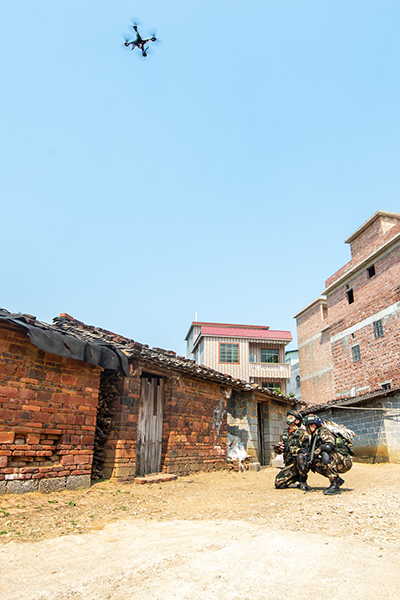 反恐作战|广西贵港：武警官兵锤炼反恐作战能力