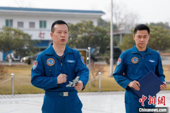 王建东|历经172天复健训练,一等功臣王建东驾机复飞