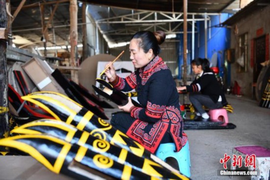 吹风会|中国常驻联合国代表团举行吹风会介绍中国脱贫攻坚成就