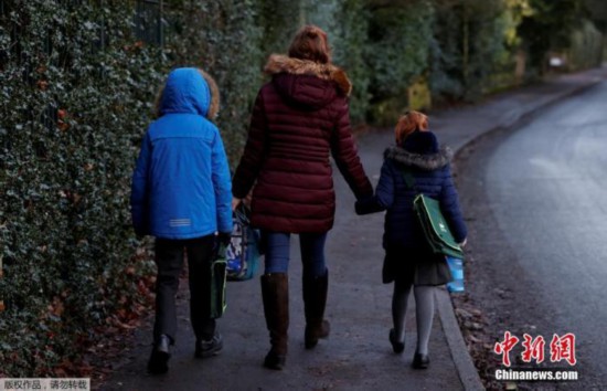 学校|英格兰学校8日复课 约翰逊：这是迈向正常化的第一步