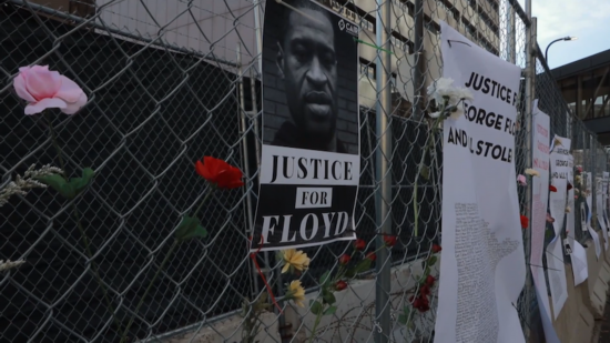 弗洛伊德案|延后24小时的“弗洛伊德案”掩藏更多未知冲突