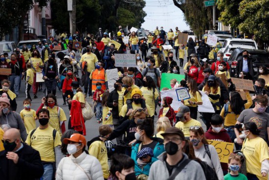 △旧金山3月13日也爆发了抗议示威活动