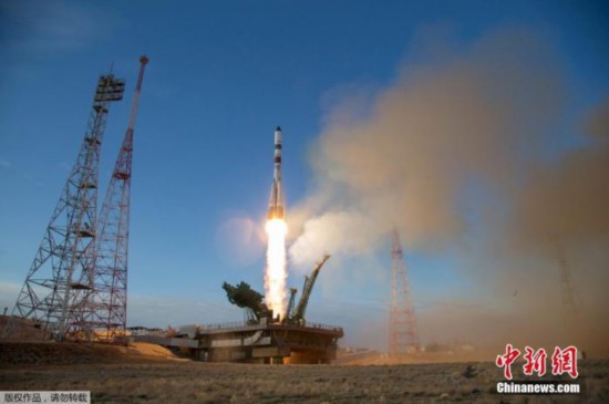 资料图:“进步MS—14”货运飞船于莫斯科时间25日4时51分从拜科努尔发射场起飞,并顺利抵达空间站与之对接。