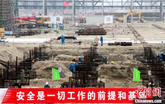 福建漳州打造古雷世界级石化基地8个台资项目进驻