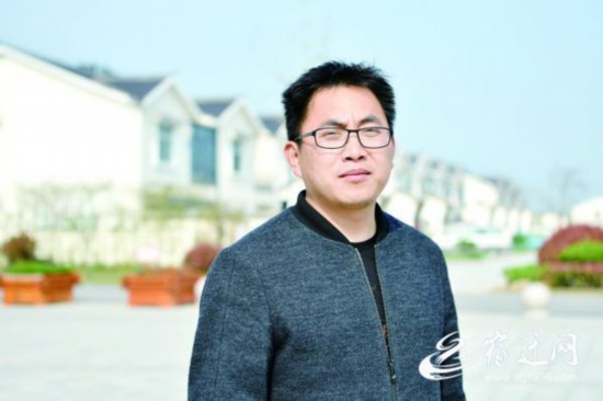 （全媒体）党旗在一线高高飘扬_闫鸣 让新(1422950)-20210508082253