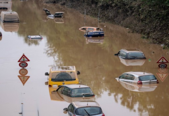 德国多地遭洪水袭击