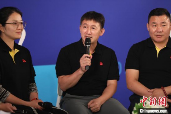 2008年北京奥运会武术冠军赵庆建在活动中发言 主办方供图