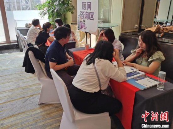 内地生赴香港求学升温电商物流等成新晋热门专业