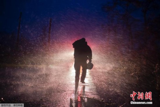 当地时间2021年8月29日，4级飓风&ldquo;艾达&rdquo;登陆美国南部路易斯安那州，引发大面积断电，超百万户受影响。其中新奥尔良全城断电。目前&ldquo;艾达&rdquo;已降级为二级飓风。