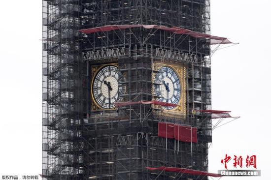 当地时2019年7月11日，英国伦敦，英国首都伦敦标志性建筑&ldquo;大本钟&rdquo;迎来160岁生日。由于正在接受维修，&ldquo;大本钟&rdquo;只能&ldquo;静悄悄&rdquo;度过这个特别的日子。&ldquo;大本钟&rdquo;原指英国议会大厦钟楼&ldquo;伊丽莎白塔&rdquo;内一座钟，后来广泛用于指代钟楼本身。维修工程预期2021年结束。图为正在维修的&ldquo;大本钟&rdquo;。(资料图)