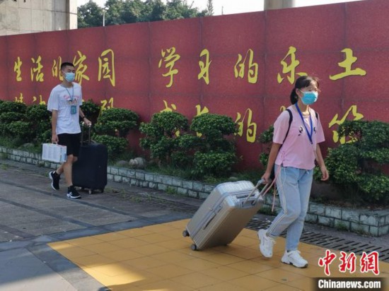 四川泸县：首批94所学校88725名学生返校复课