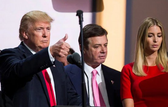 &middot;马纳福特（中）和特朗普（左）、伊万卡。