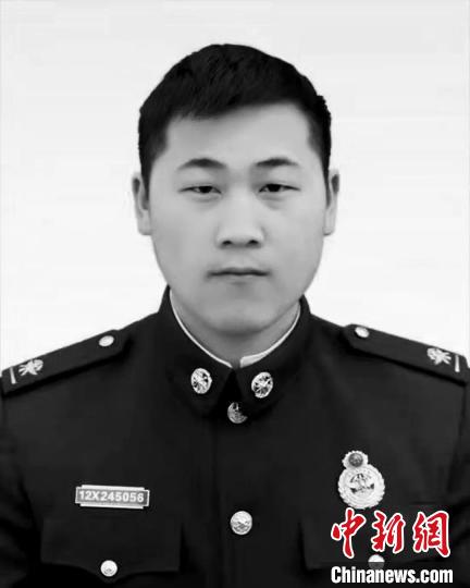 安徽省亳州市一消防员在救援中牺牲年仅24岁