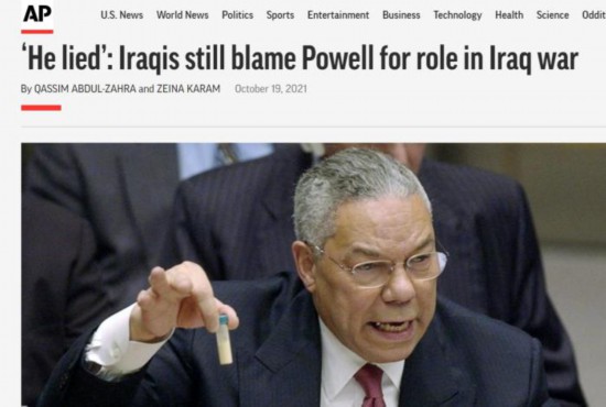 &ldquo;他撒谎了&rdquo;，伊拉克指责美国时任国务卿鲍威尔在伊拉克战争中所扮演的角色。图片来源：美联社2021年10月报道截图