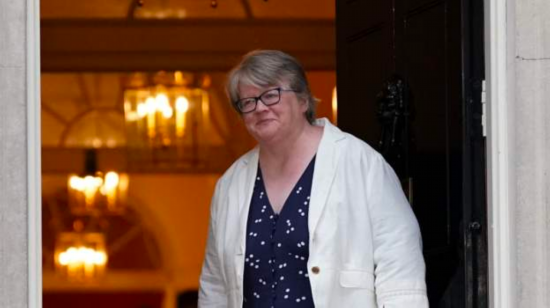 特蕾丝·科菲 图源:BBC