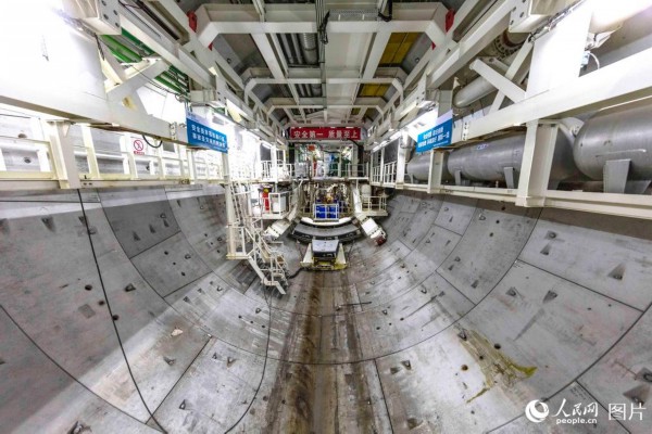 全球首条特高压穿越长江隧道贯通 “万里长江第一廊”创造世界“三最”