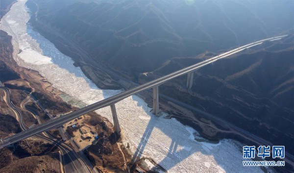 （美丽中国）（3）&ldquo;银色巨龙&rdquo;&mdash;&mdash;黄河临汾段现流凌景观