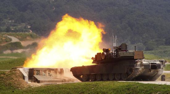 M1A2战车(图源:美联社)