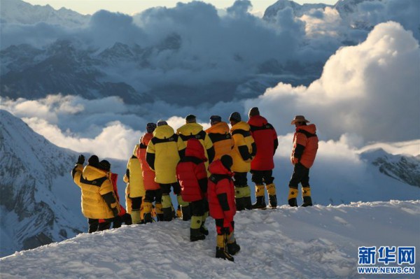 （体育&middot;专题）（4）西藏拉萨喜马拉雅登山向导学校的20年