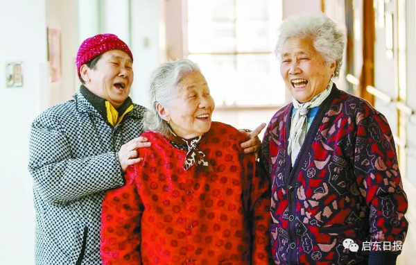 今天在万千瞩目中，启东市社会福利中心正式投入运营