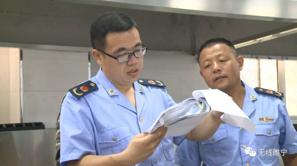 @所有人，快开学啦！睢宁执法部门提前开启“护学模式”……