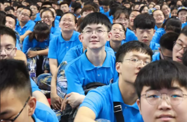 江苏海洋大学迎来首批新生！“网红校长”激情演讲再次刷屏！