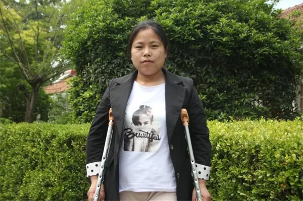 飞身挡车救三童！这个睢宁女子感动全国