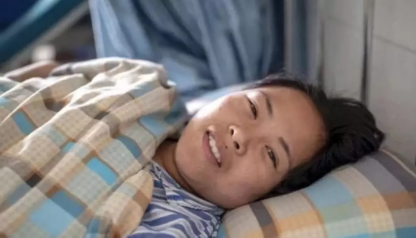 飞身挡车救三童！这个睢宁女子感动全国