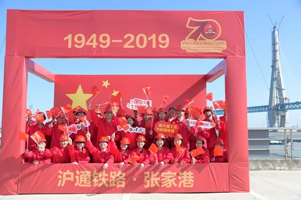 太壮阔！苏州这条世界第一的跨长江大桥马上合龙！