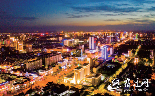流光溢彩的城市夜景