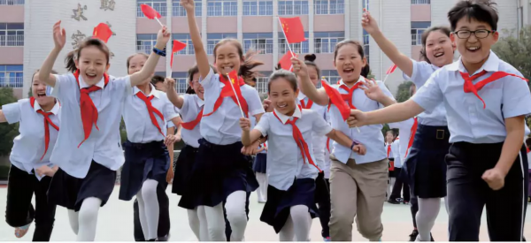 挂国旗啦！连云港一片“中国红”！