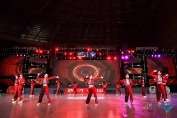 全国双冠军！如皋城北这所小学的女娃太厉害了！