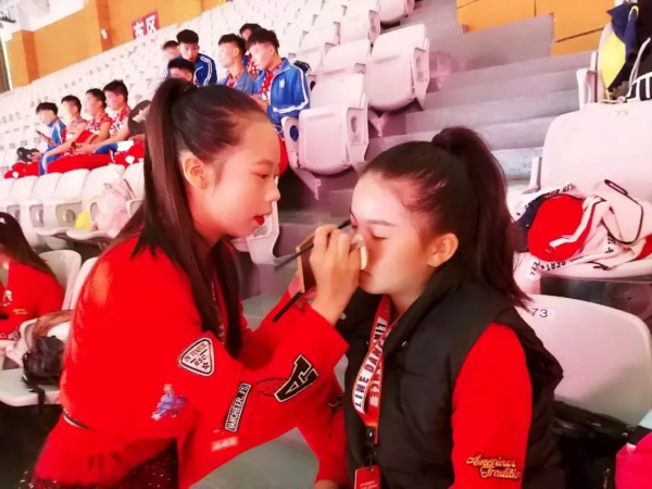 全国双冠军！如皋城北这所小学的女娃太厉害了！