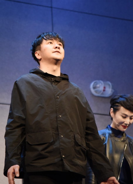 翟天臨舞臺(tái)近照曝光 談復(fù)出:我是個(gè)演員想繼續(xù)表演