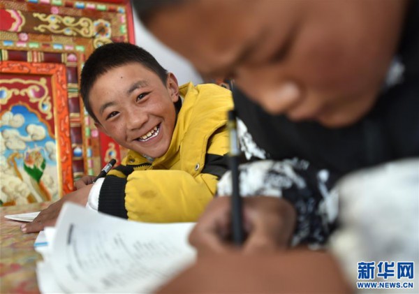 (新华全媒头条·图文互动)(15)跨越半个世纪的生命迁徙——西藏极高海拔生态搬迁破解人与自然共生难题