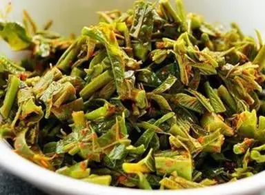 榆钱■舌尖上的春天，沛县人的“吃草”季到了！