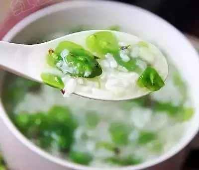 榆钱■舌尖上的春天，沛县人的“吃草”季到了！