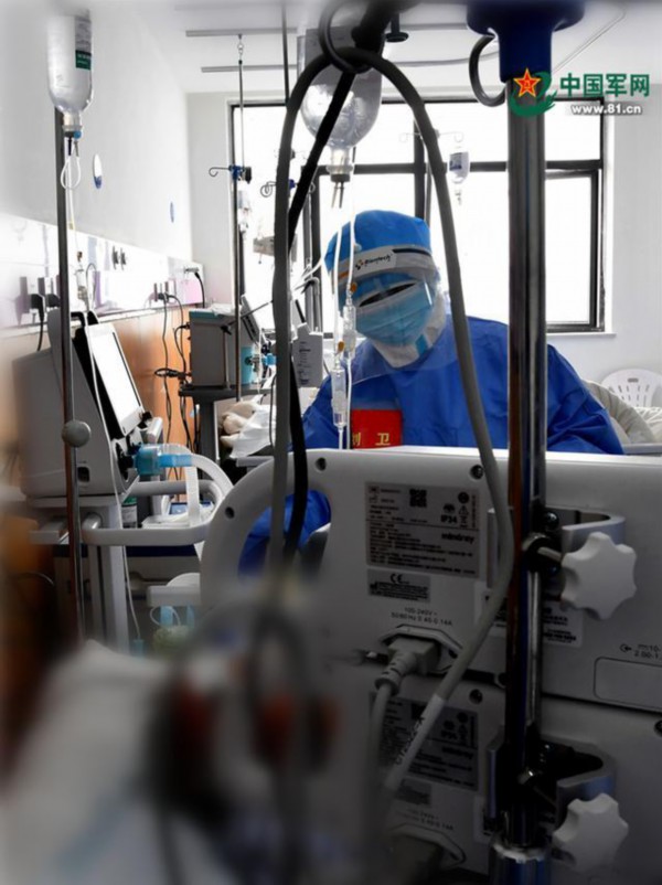 因为有你们,武汉走进了一个温暖的春天