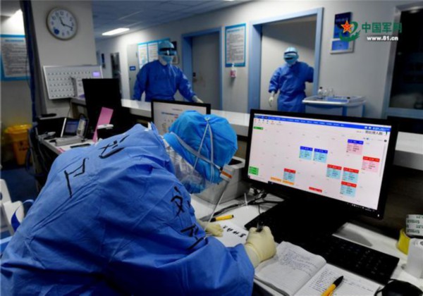 因为有你们,武汉走进了一个温暖的春天