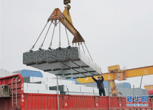 （新华全媒头条&middot;两会精神看落实&middot;图文互动）（2）培育新机 开辟新局&mdash;&mdash;落实全国两会精神激发经济发展新动能述评