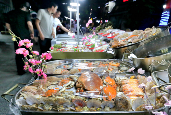 连云港■新鲜出炉！连云港“夜经济”实拍