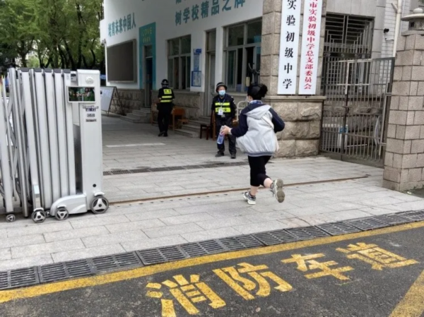 2020年常州中考成绩_常州理科优秀考生庄炎知道成绩后的第一反应竟是这(2)