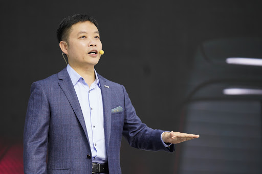 小鹏汽车纽交所敲钟!谁是新造车领域的华为小米?