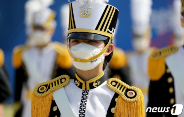 图为22日的韩国建军节活动场景