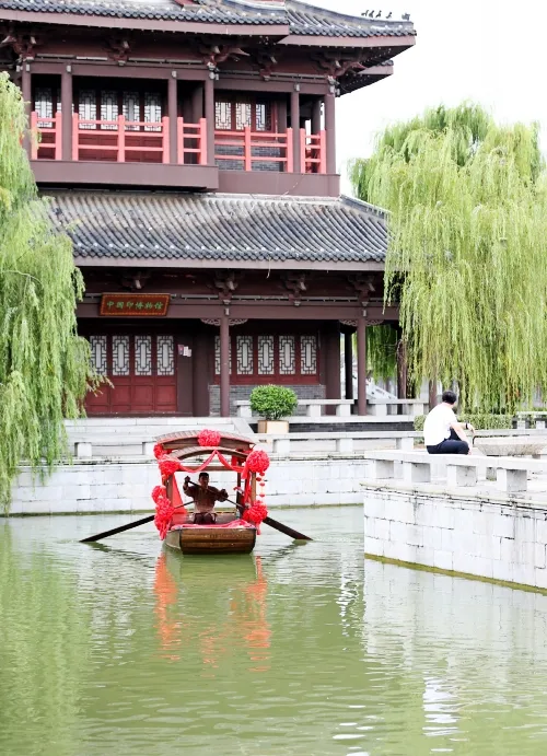 水乡■游在洪泽丨秋天的千年古堰，来一场说走就走的旅行