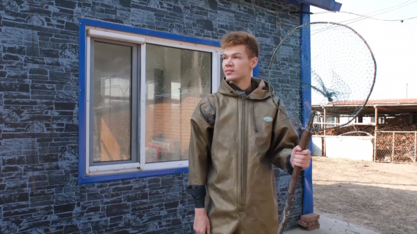 【外国网红解码幸福中国】跟着英国小哥一起探寻脱贫秘诀